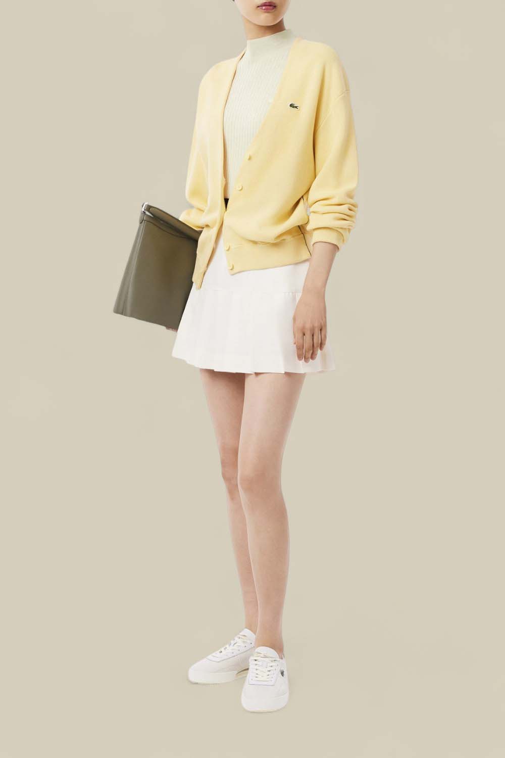 תמונת כל הלוק של סריג מצמר מרינו